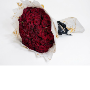 50 Red Rose with Marble Wrapping ( 50 وردة حمراء مع تغليف رخامي)