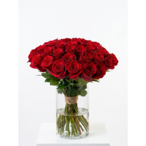 50 Red Rose vase (مزهرية 50 وردة حمراء)