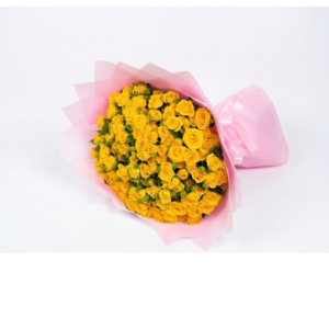 50 Yellow Baby Rose Pink Silk Wrapping (بوكيه 50 وردة صفراء صغيرة بتغليف حريري وردي)